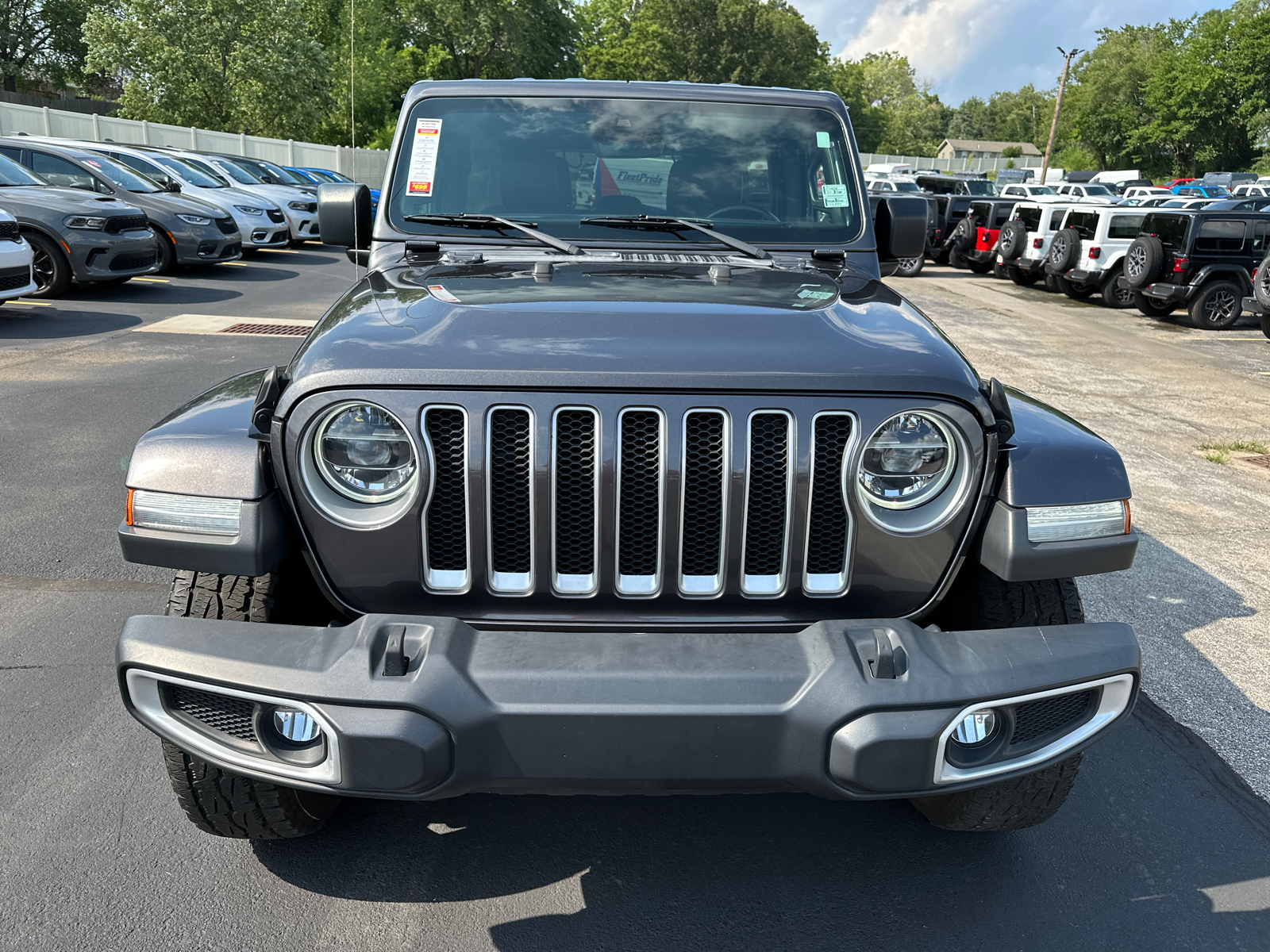 2020 Jeep Wrangler Unlimited Sahara 3