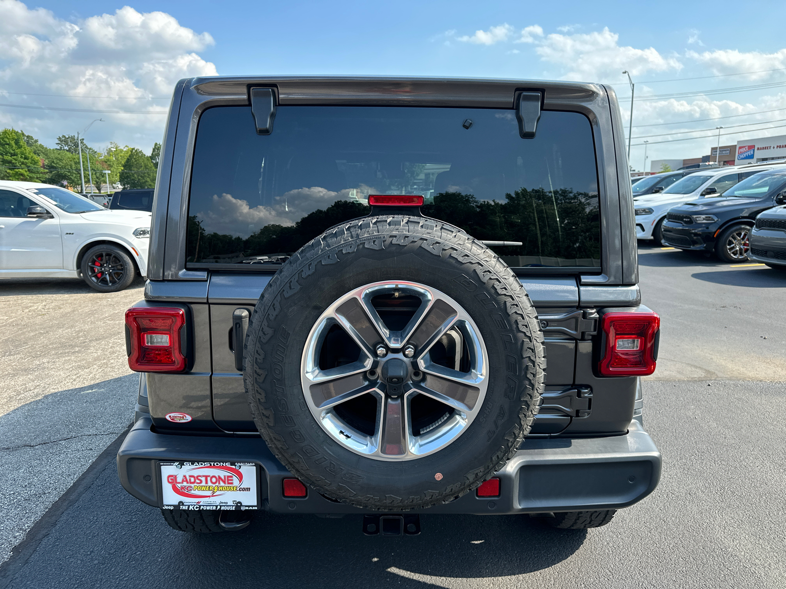 2020 Jeep Wrangler Unlimited Sahara 7