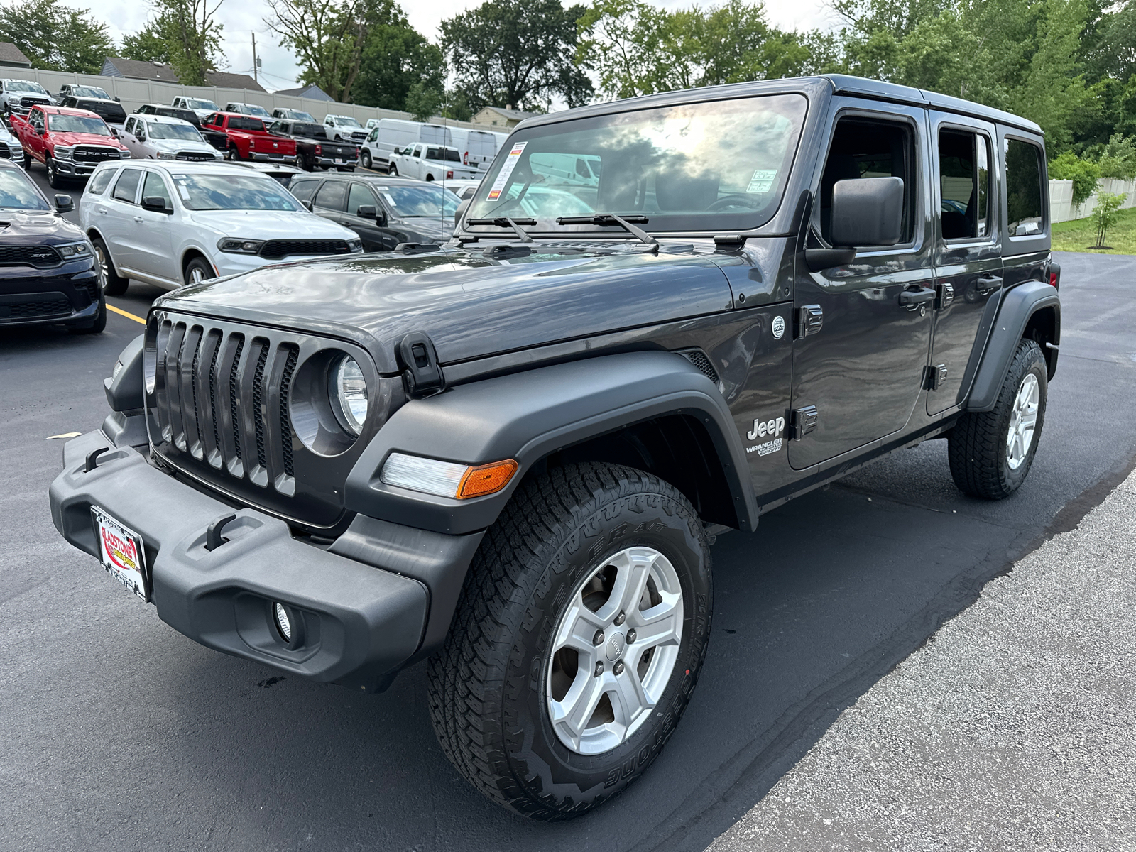 2019 Jeep Wrangler Unlimited Sport S 2