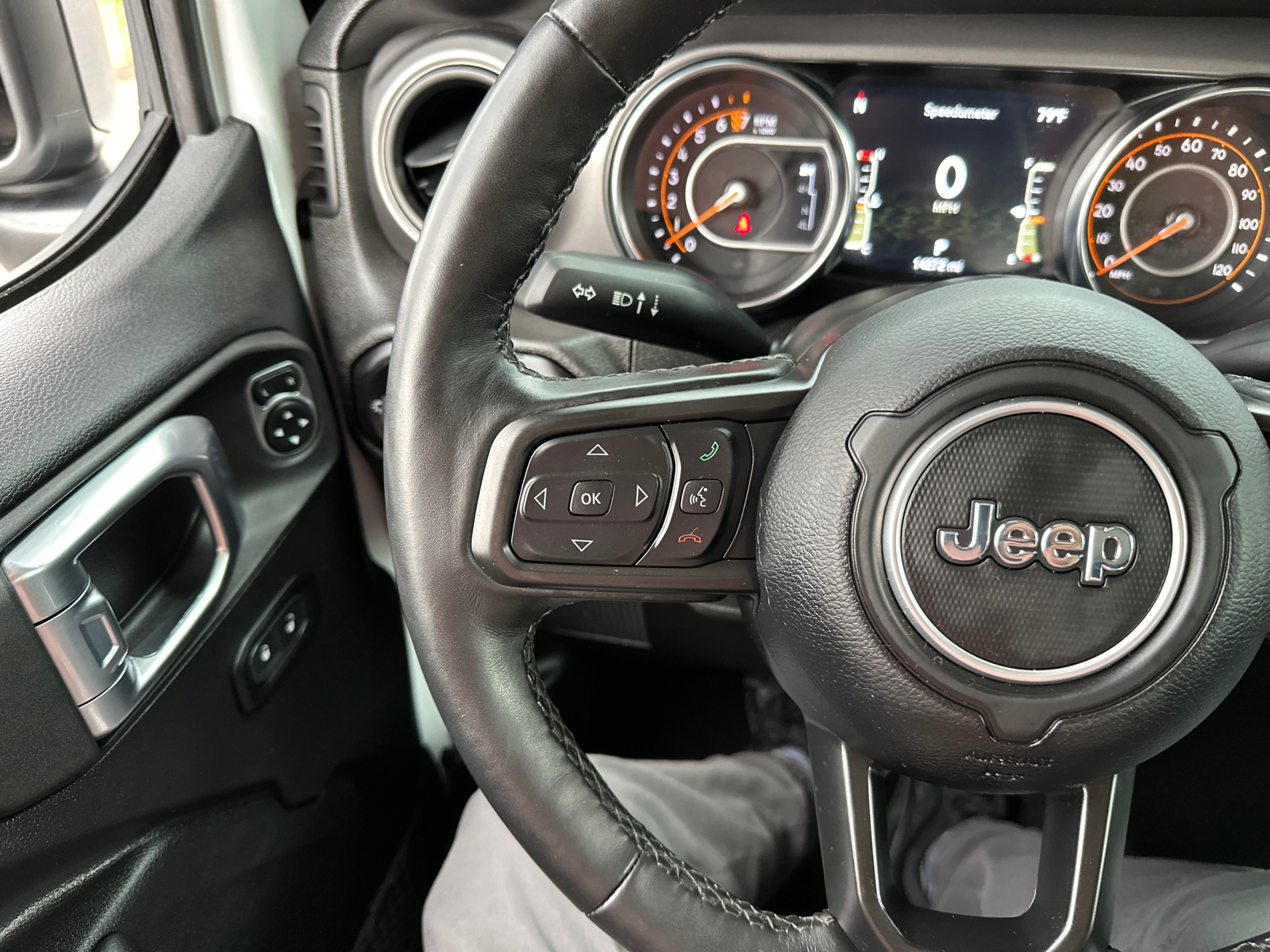 2021 Jeep Gladiator Sport 37