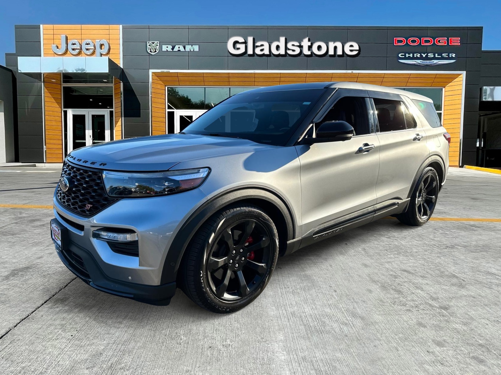 2021 Ford Explorer ST 1