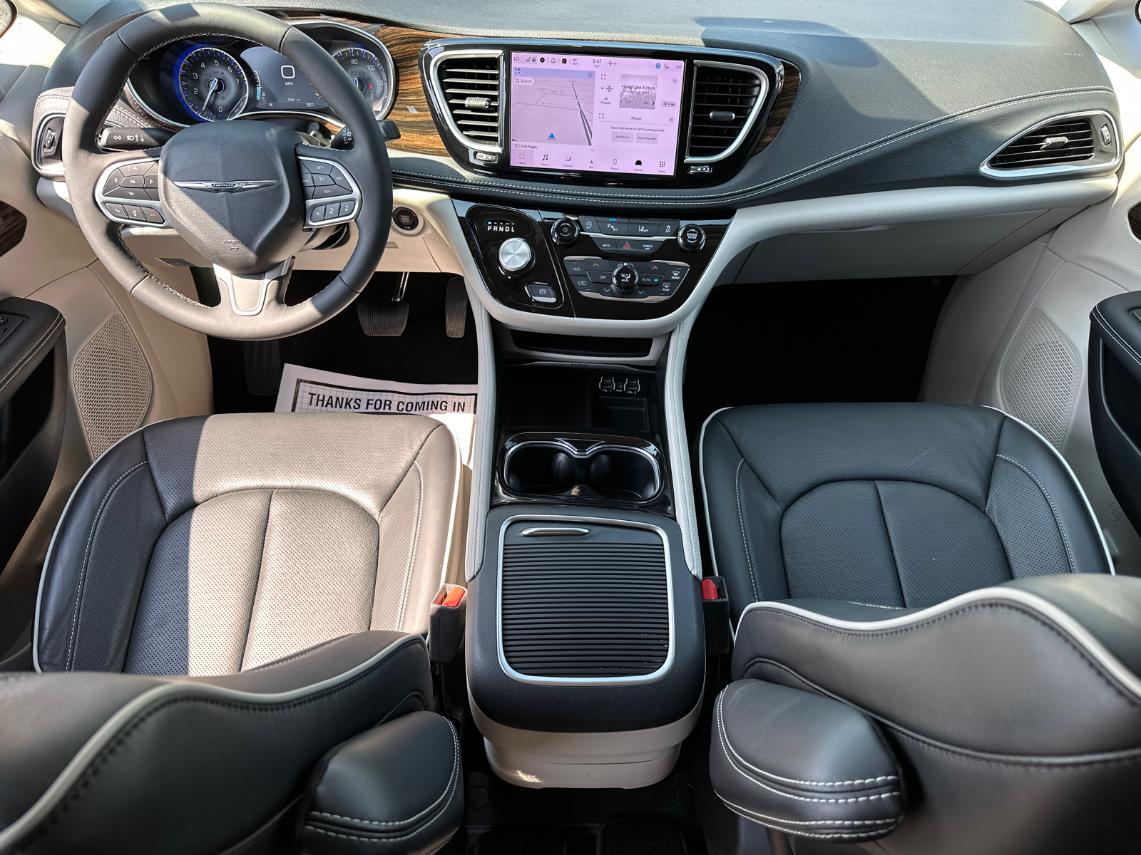 2023 Chrysler Pacifica Limited 15