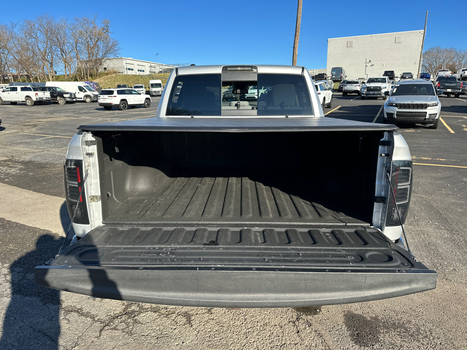 2016 Ram 1500 SLT 9