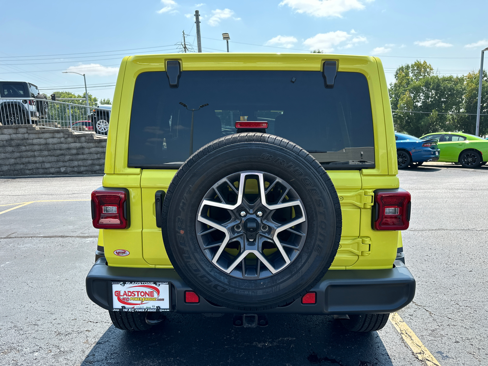 2024 Jeep Wrangler Sahara 7