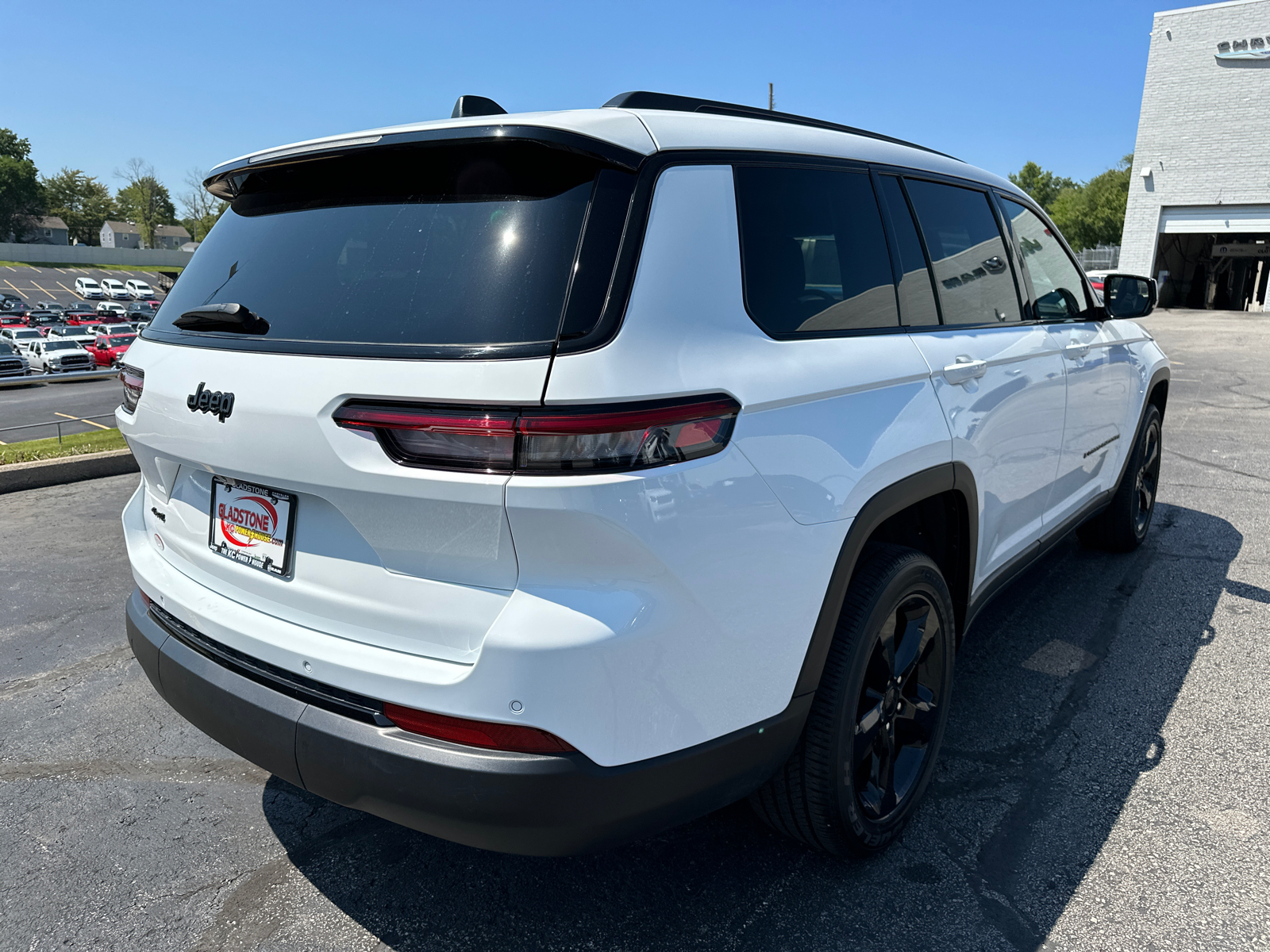 2023 Jeep Grand Cherokee L Altitude 6