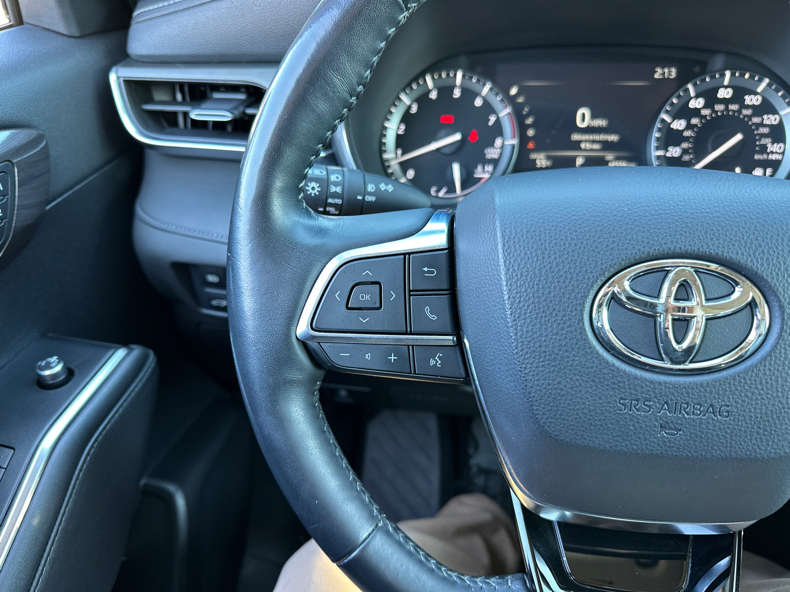 2021 Toyota Highlander Limited 41