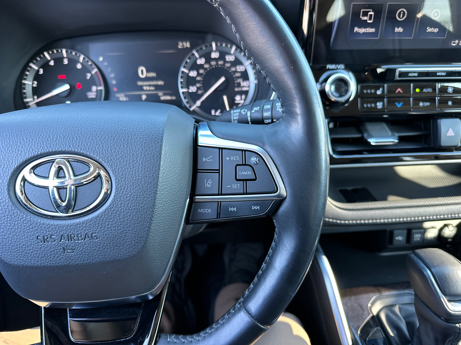 2021 Toyota Highlander Limited 42