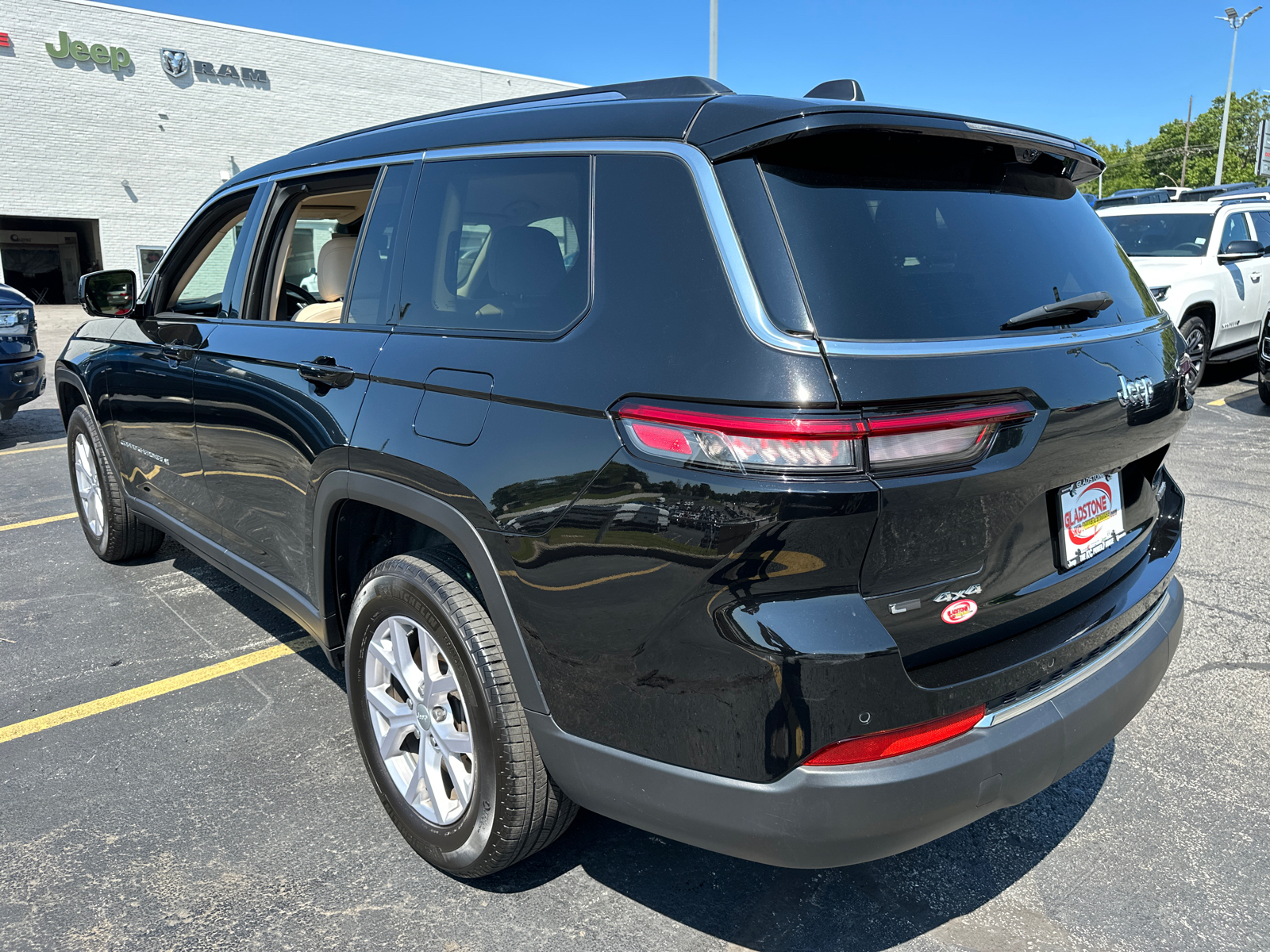 2022 Jeep Grand Cherokee L Limited 8