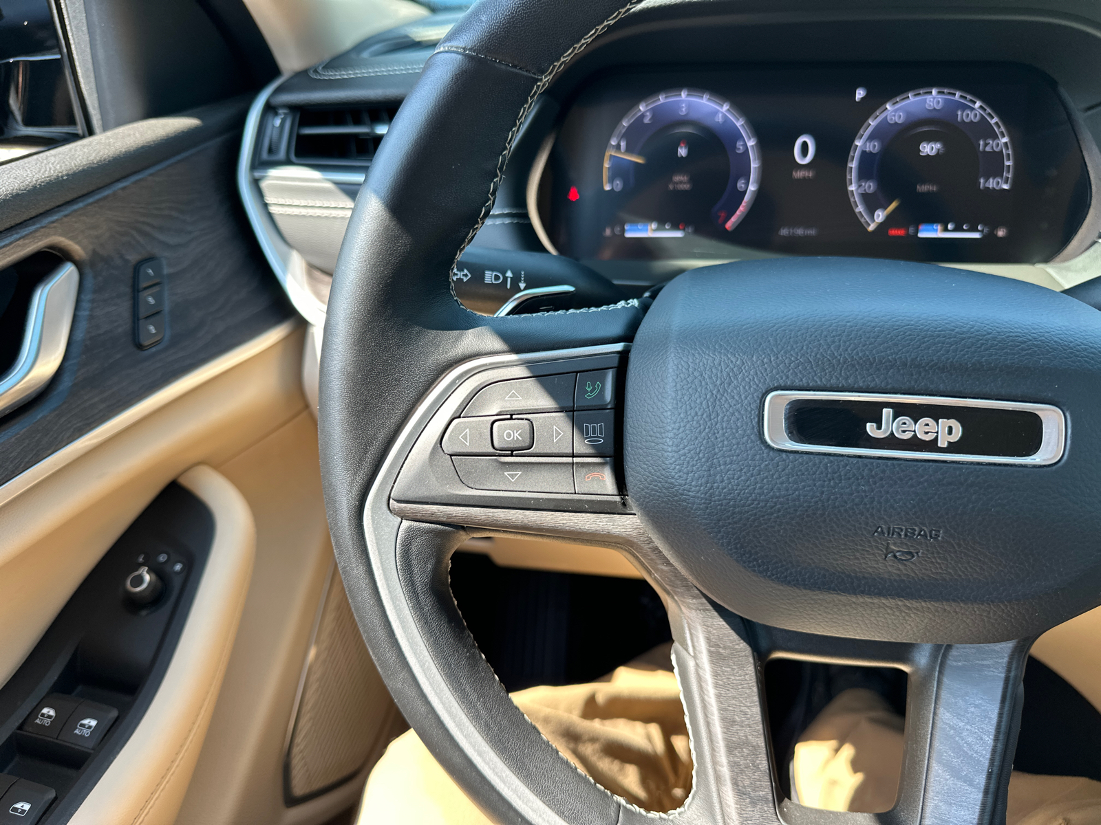 2022 Jeep Grand Cherokee L Limited 39