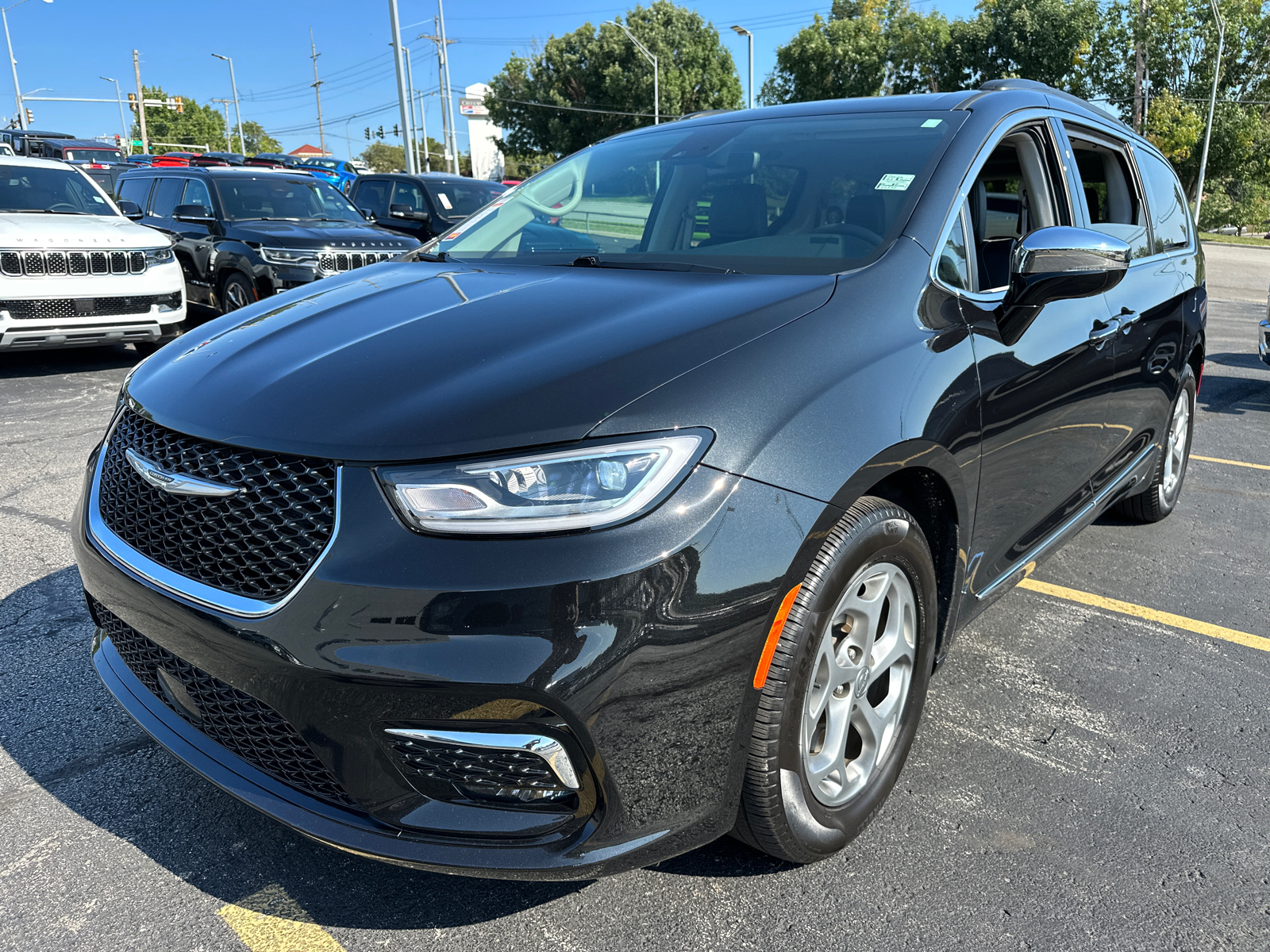 2023 Chrysler Pacifica Limited 2