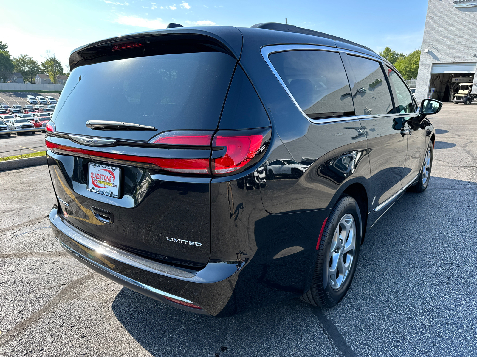 2023 Chrysler Pacifica Limited 6