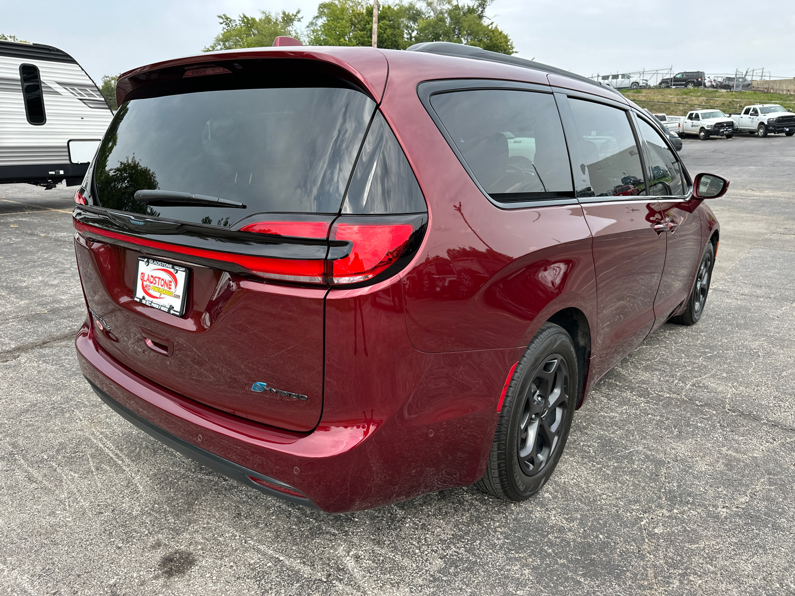 2021 Chrysler Pacifica Hybrid Touring L 6