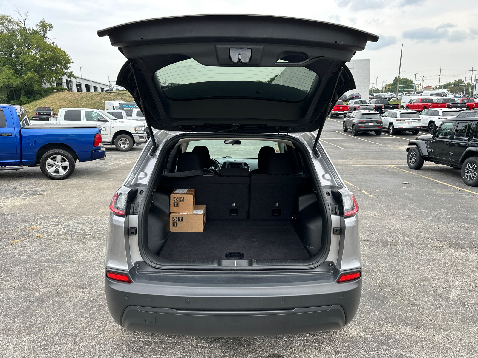 2020 Jeep Cherokee Latitude 9