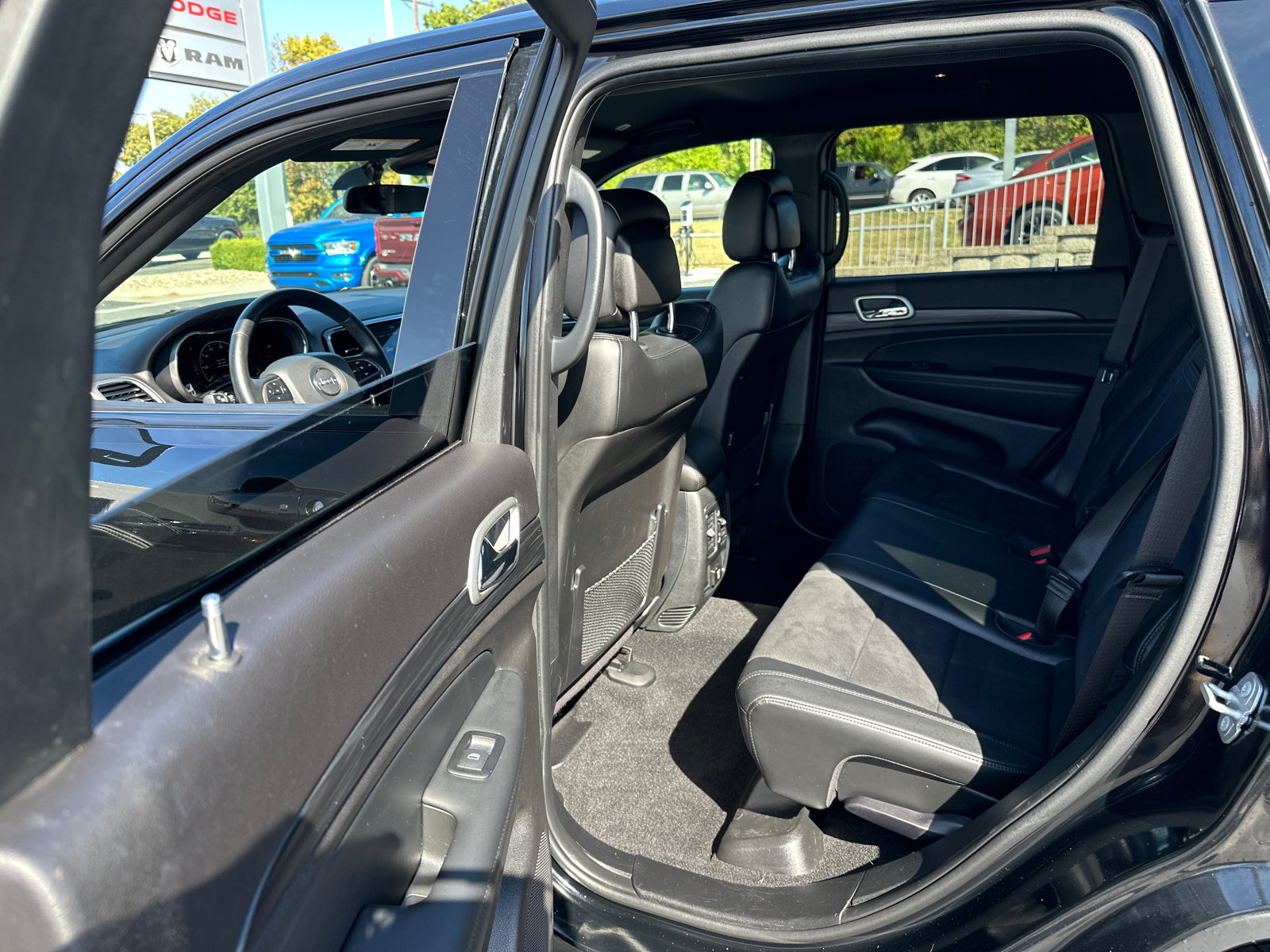 2021 Jeep Grand Cherokee Laredo X 12