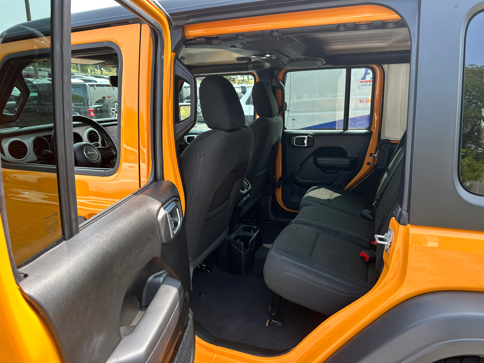 2021 Jeep Wrangler Unlimited Islander 12