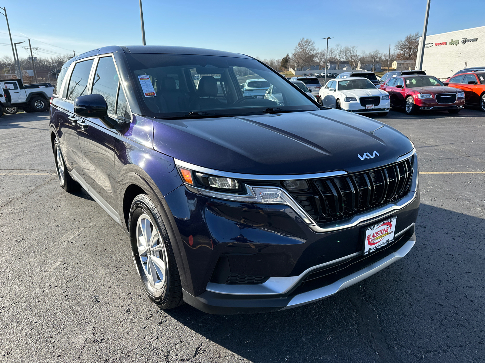 2023 Kia Carnival LX 4