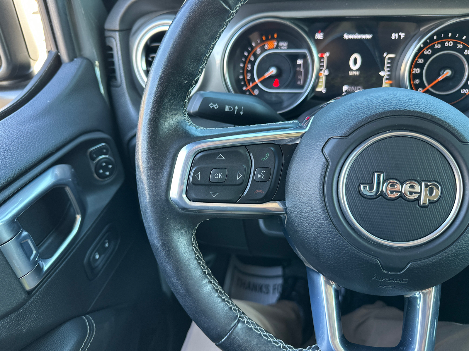 2022 Jeep Wrangler Unlimited Sahara 39