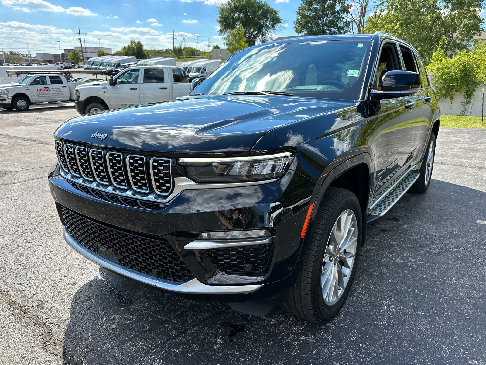 2023 Jeep Grand Cherokee Summit 2