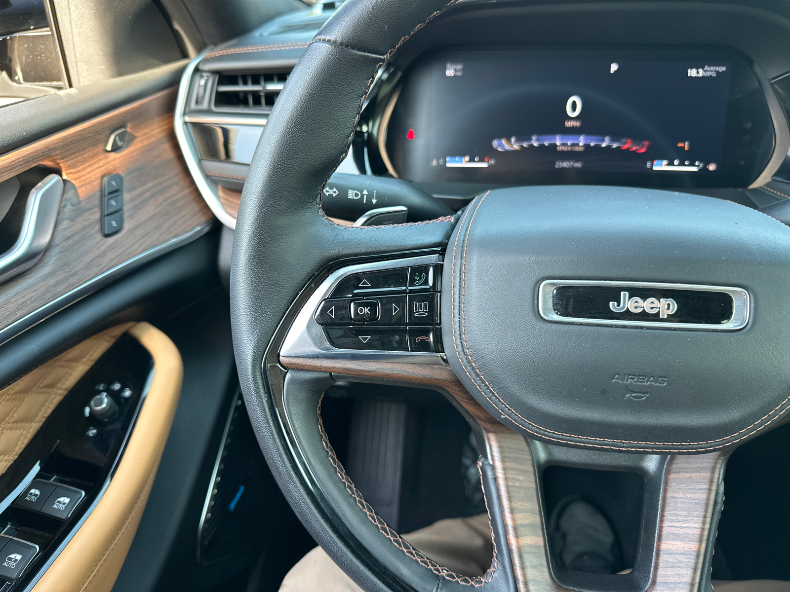 2022 Jeep Grand Cherokee L Summit 40