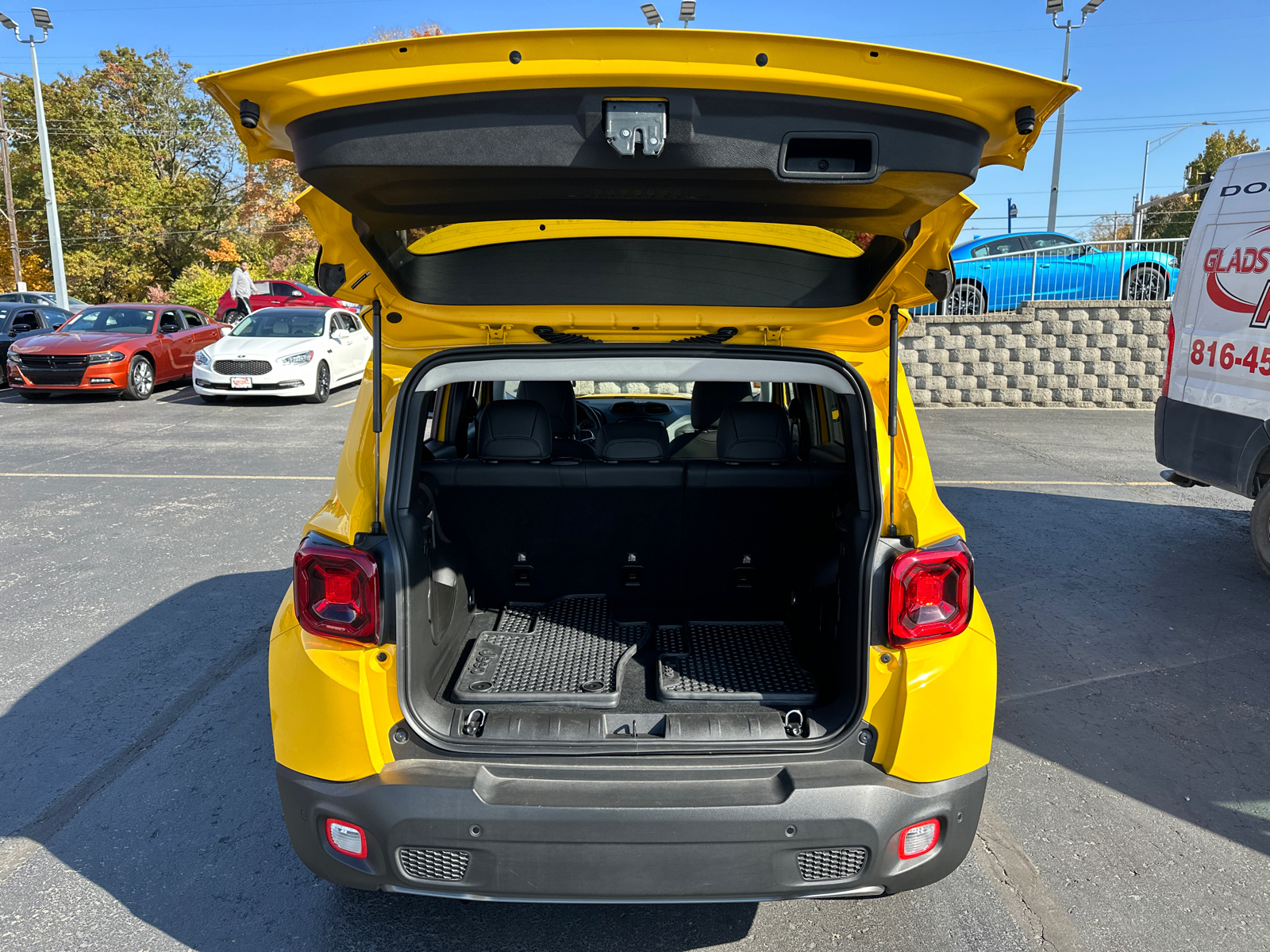 2023 Jeep Renegade Limited 9