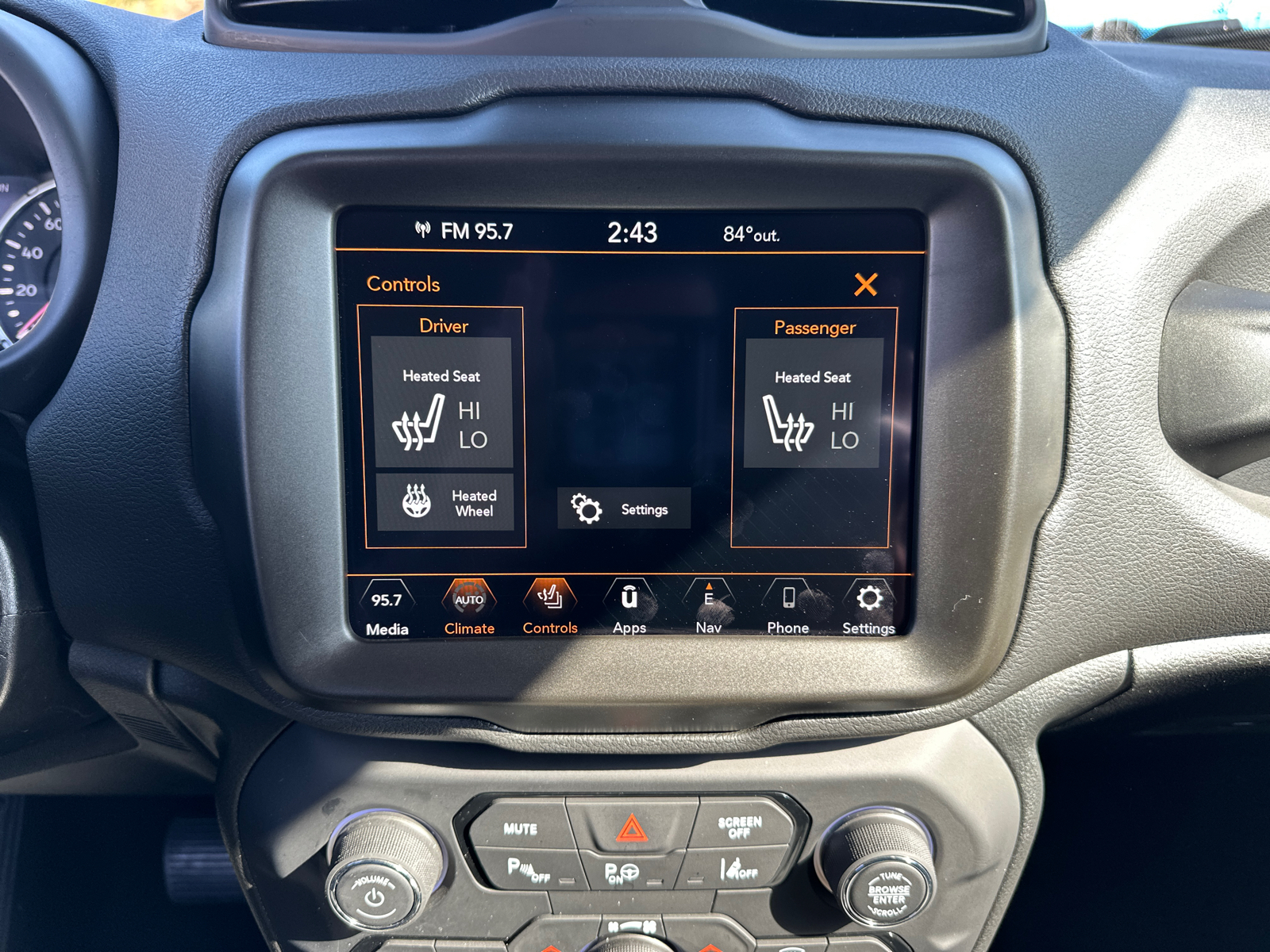 2023 Jeep Renegade Limited 25