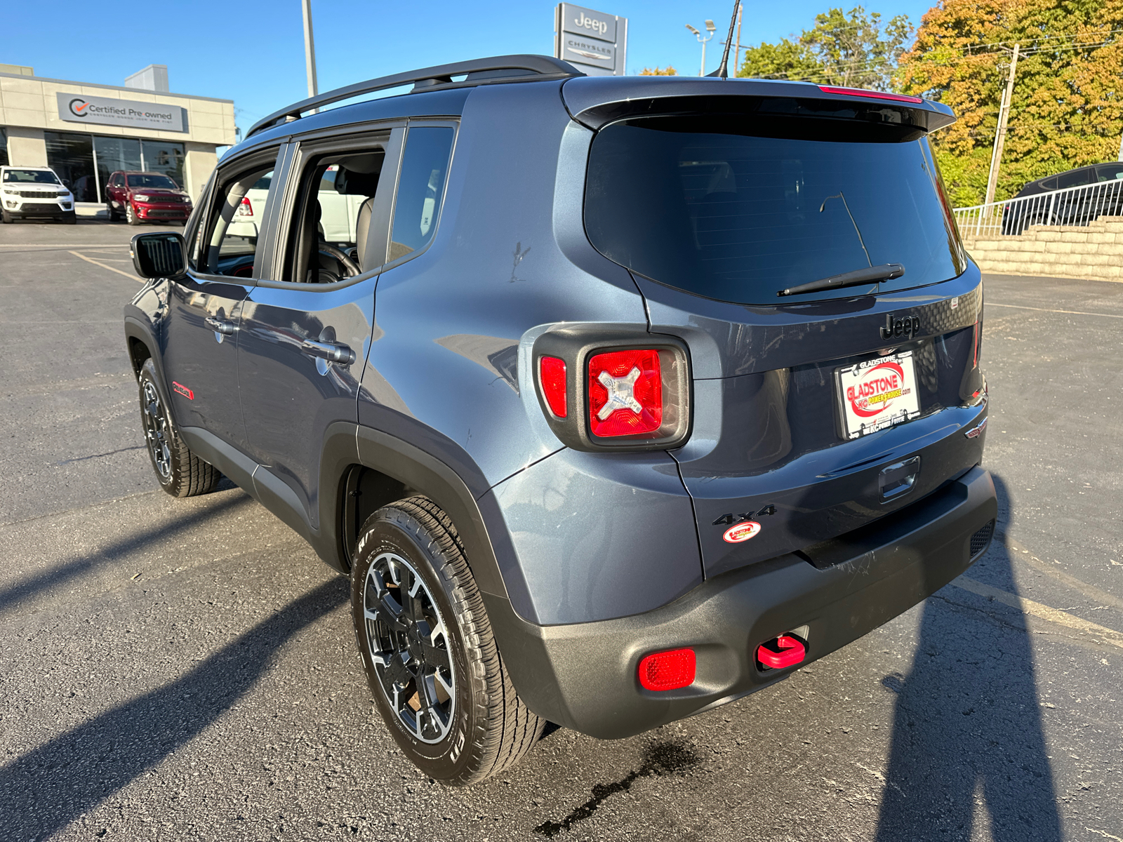 2023 Jeep Renegade Trailhawk 8