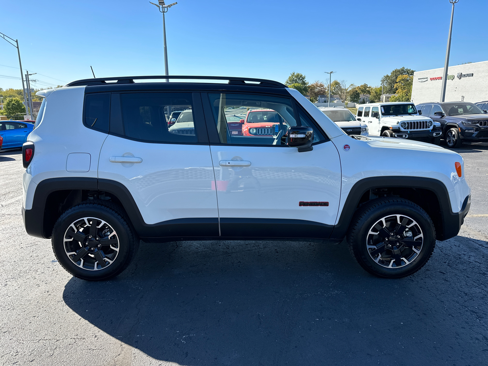 2023 Jeep Renegade Trailhawk 5