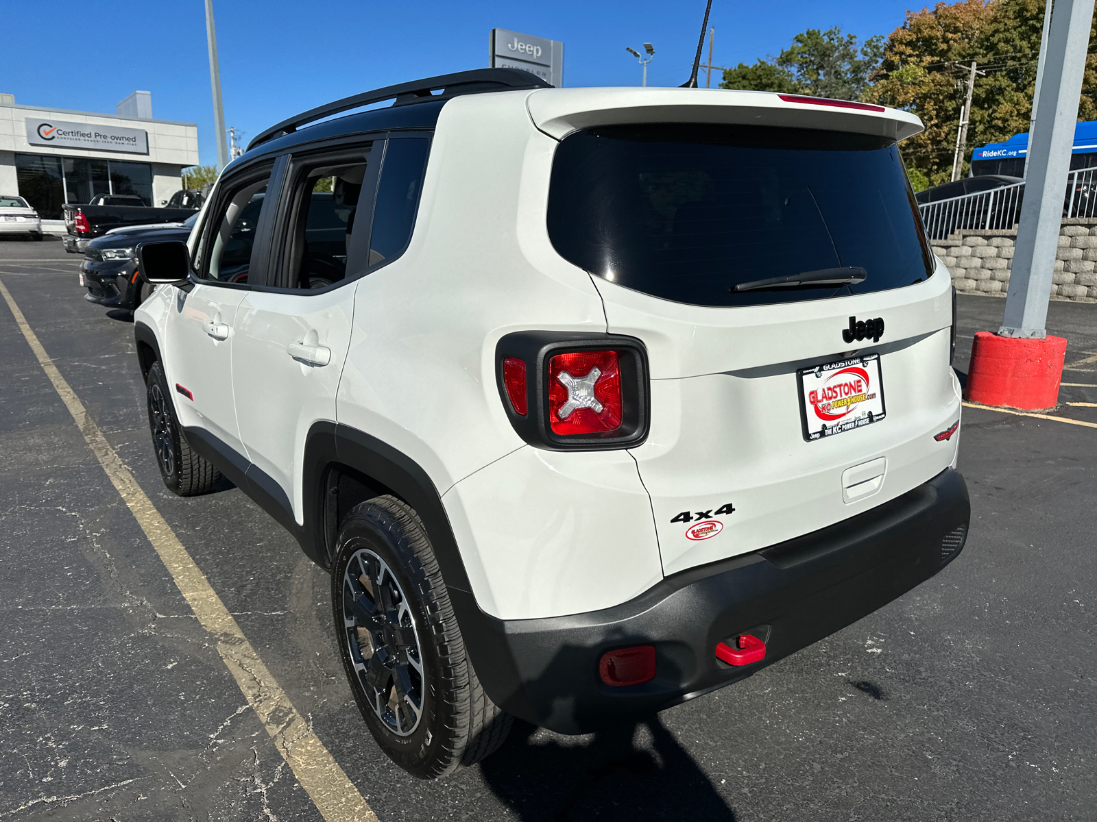 2023 Jeep Renegade Trailhawk 8