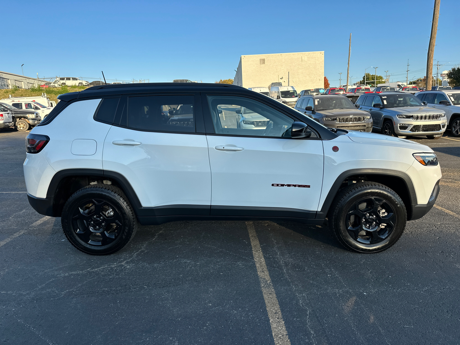 2023 Jeep Compass Trailhawk 5