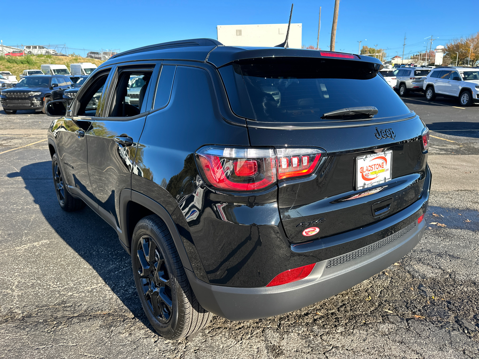 2024 Jeep Compass Latitude 8