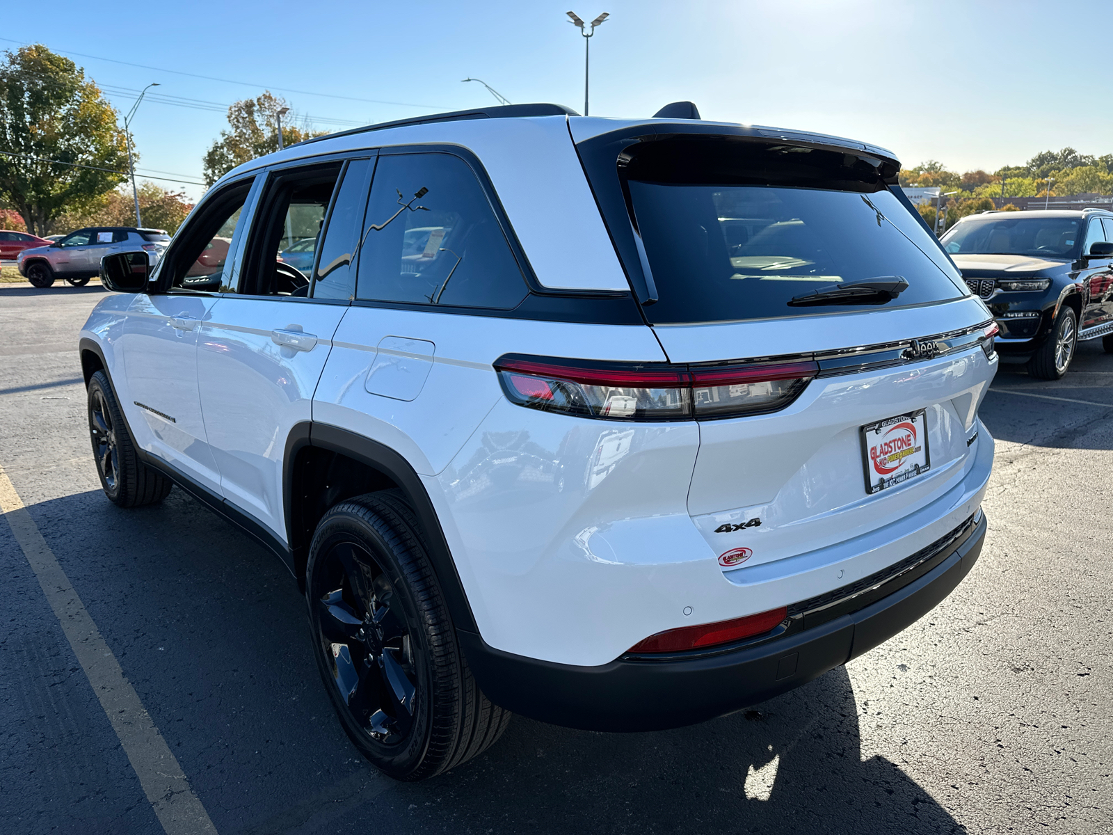 2024 Jeep Grand Cherokee Limited 8