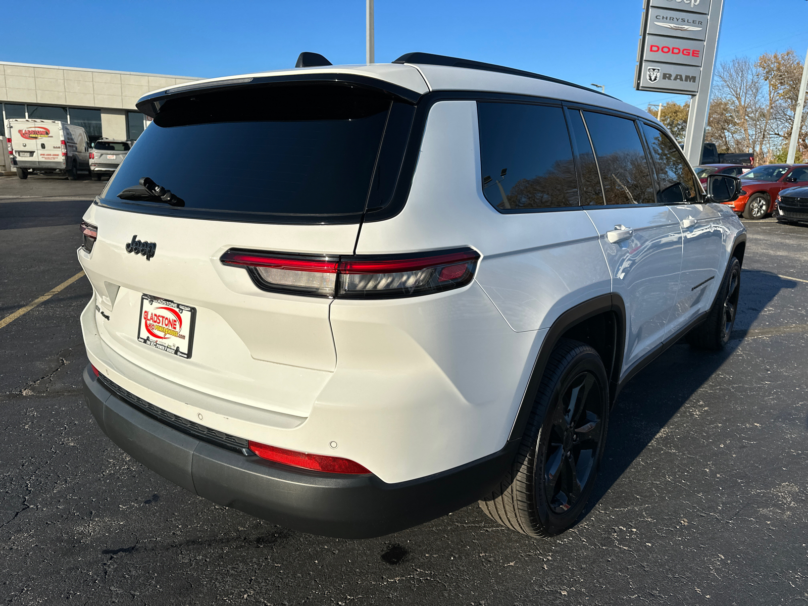 2021 Jeep Grand Cherokee L Laredo 6