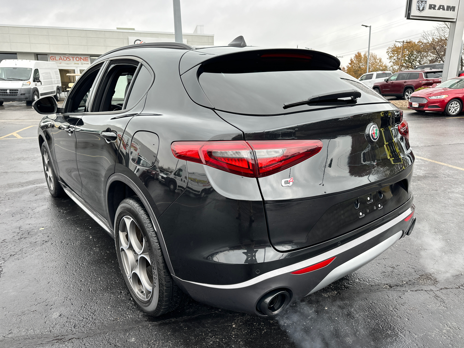 2022 Alfa Romeo Stelvio Ti 8