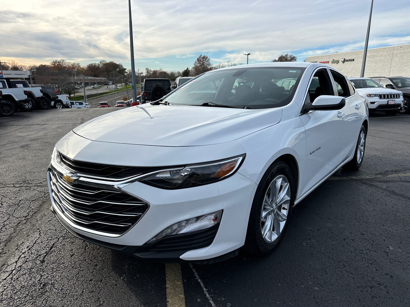 2022 Chevrolet Malibu LT 2