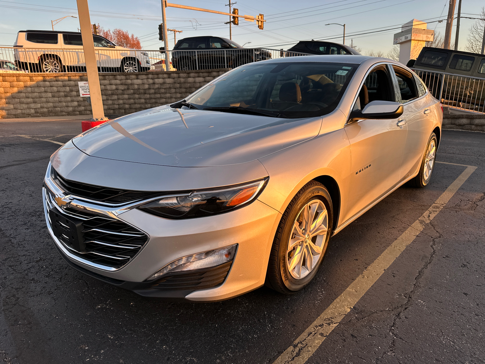 2022 Chevrolet Malibu LT 2