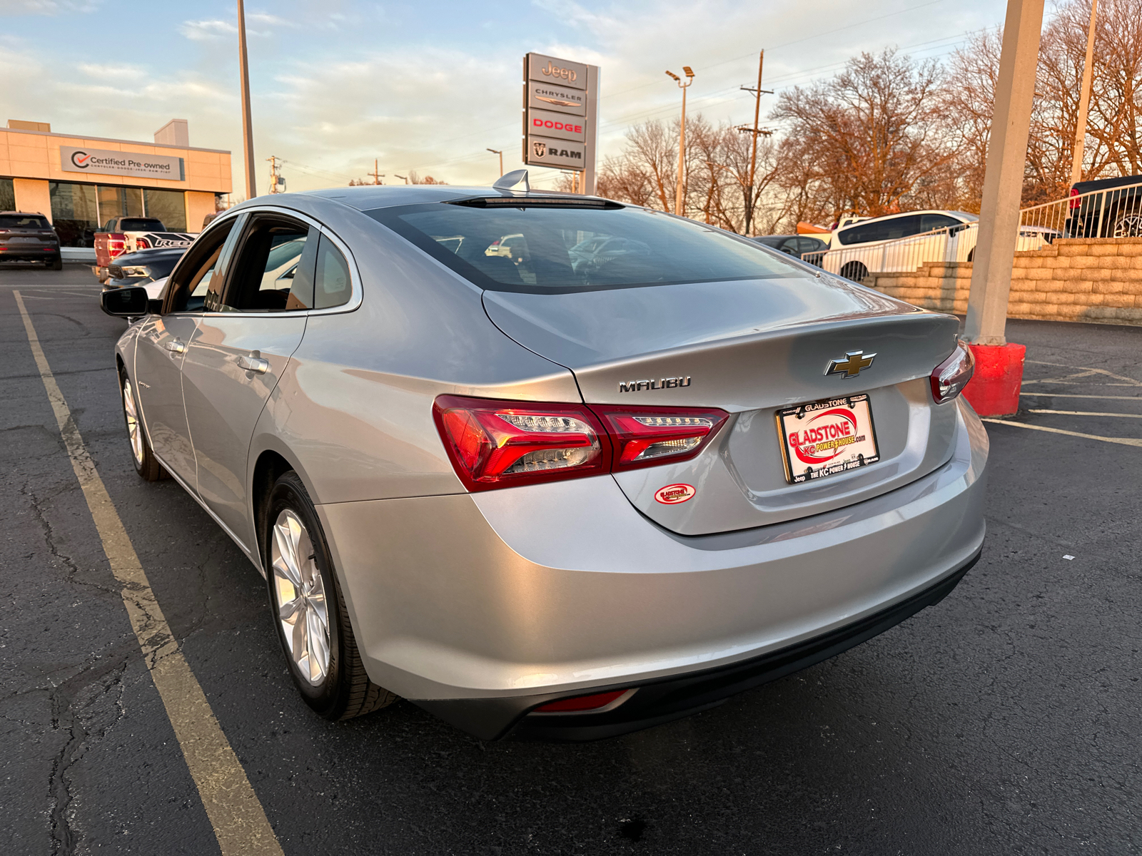 2022 Chevrolet Malibu LT 8