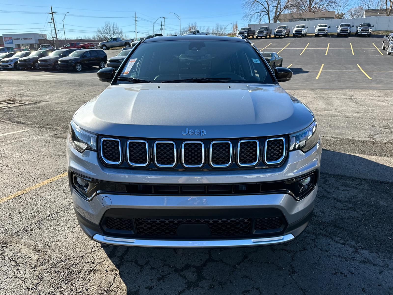 2023 Jeep Compass Limited 3