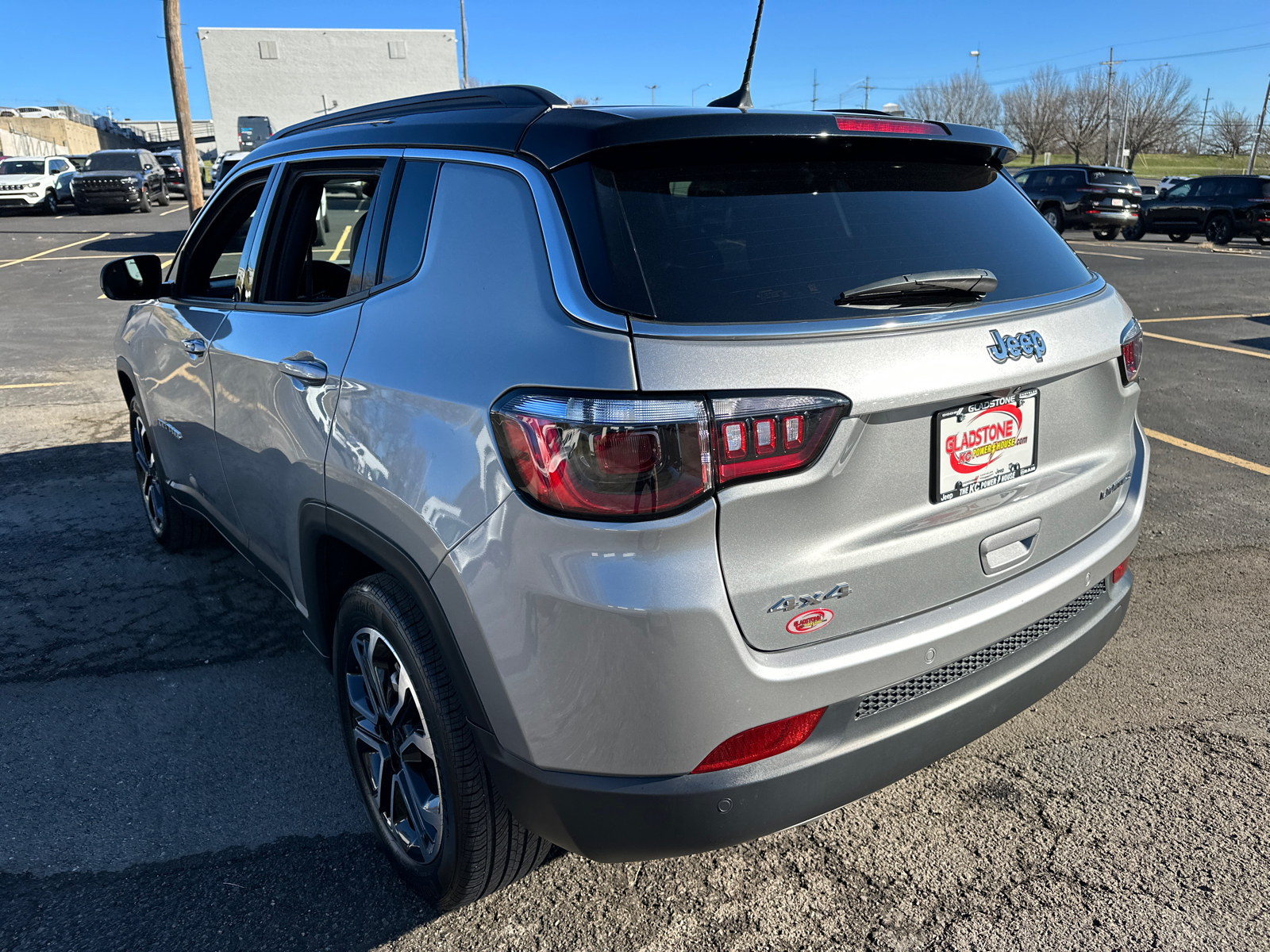 2023 Jeep Compass Limited 8