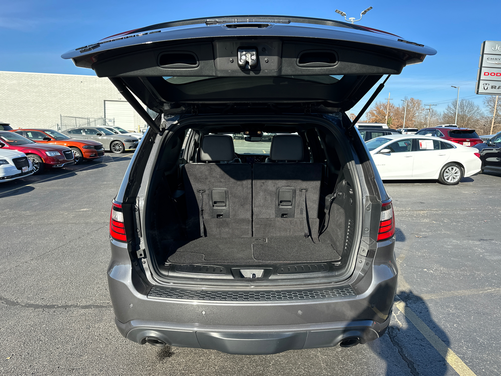 2023 Dodge Durango R/T 9