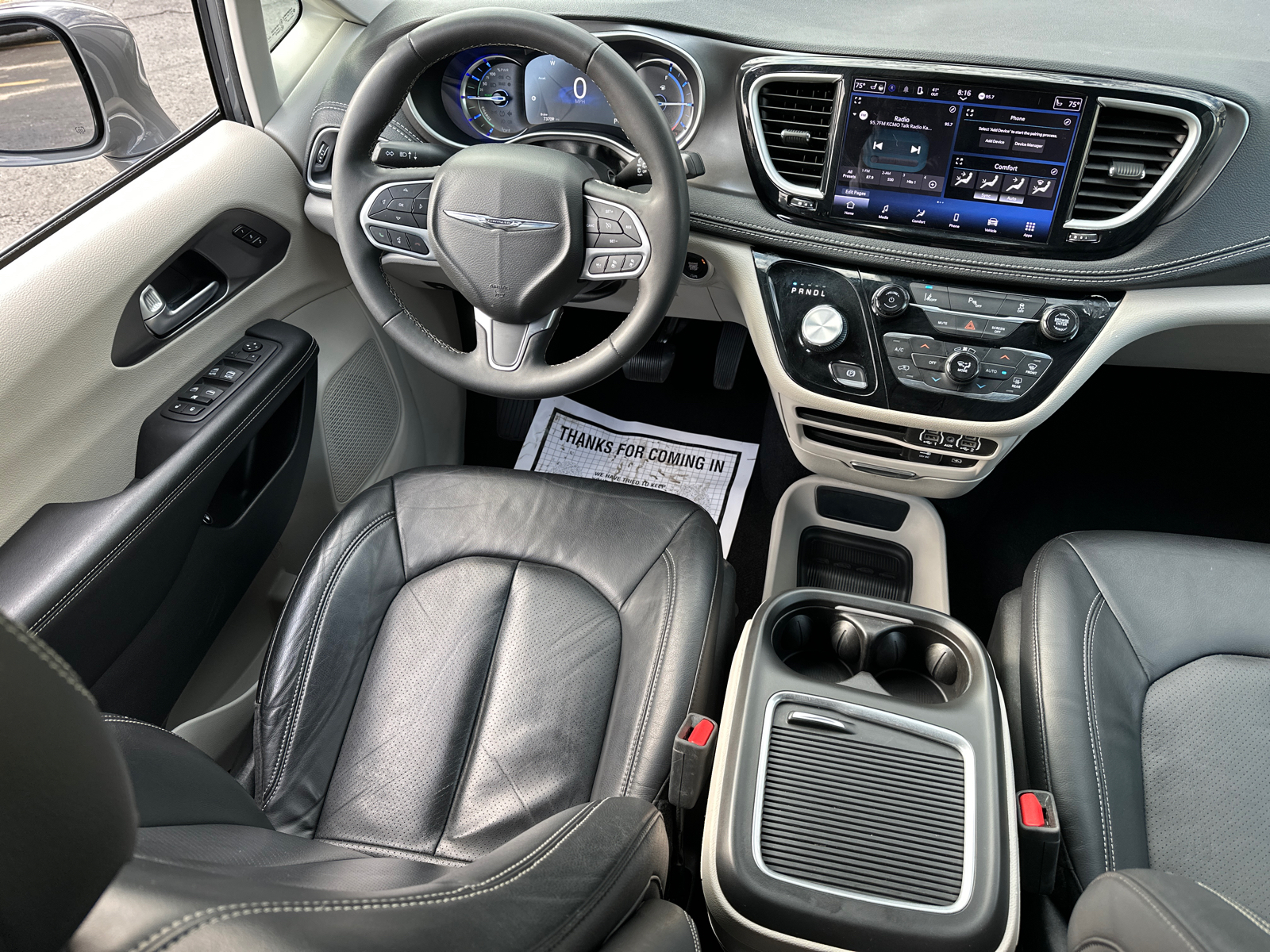 2022 Chrysler Pacifica Hybrid Touring L 16