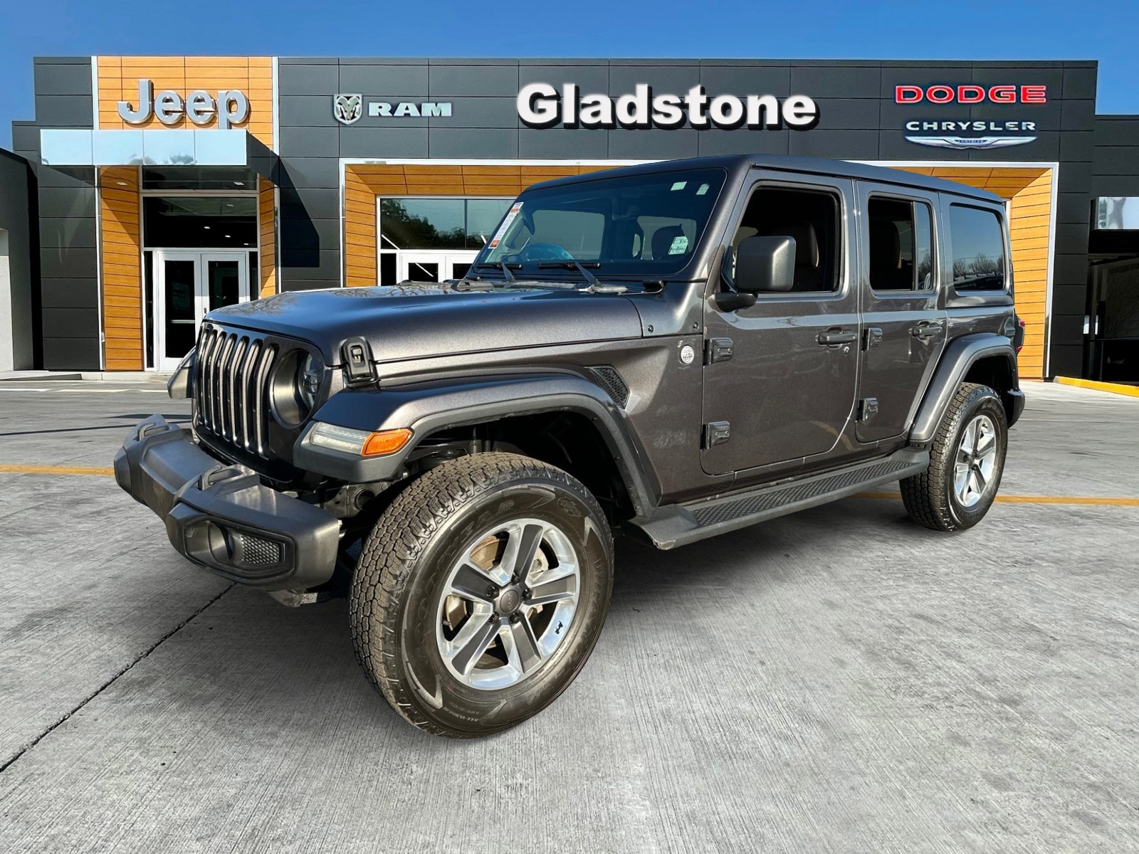 2021 Jeep Wrangler Unlimited Sahara 1