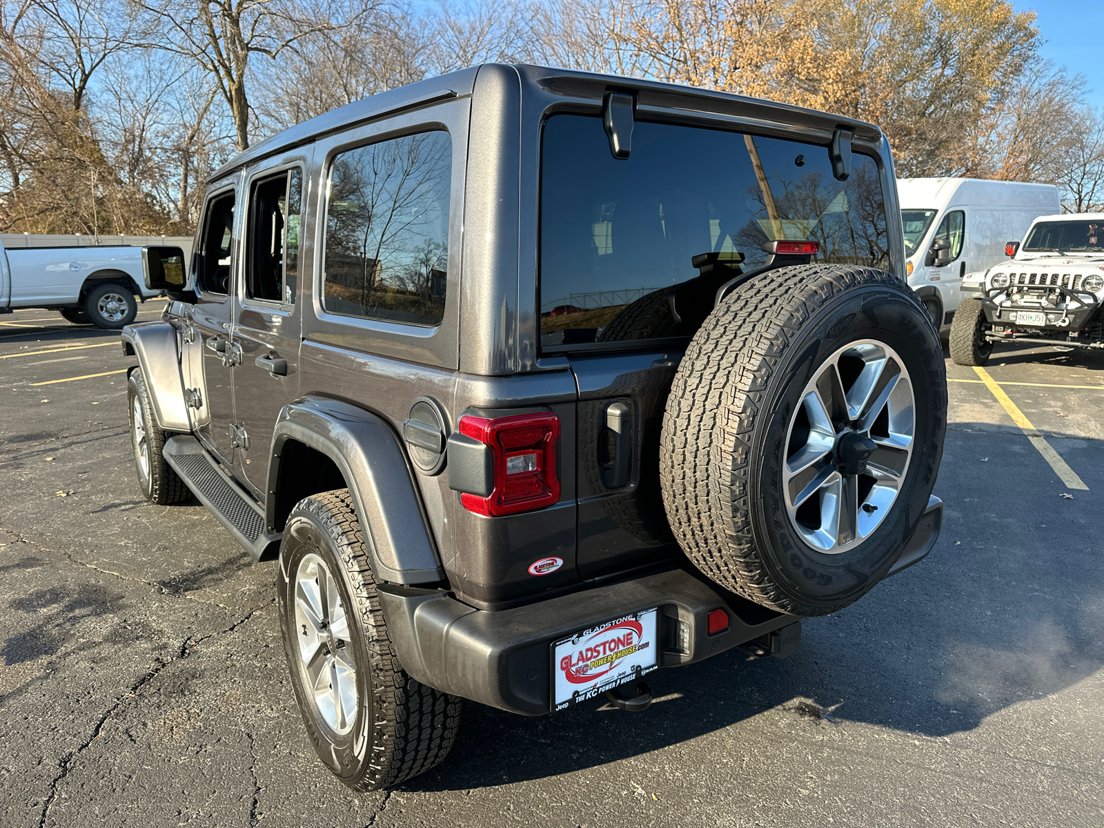 2021 Jeep Wrangler Unlimited Sahara 8