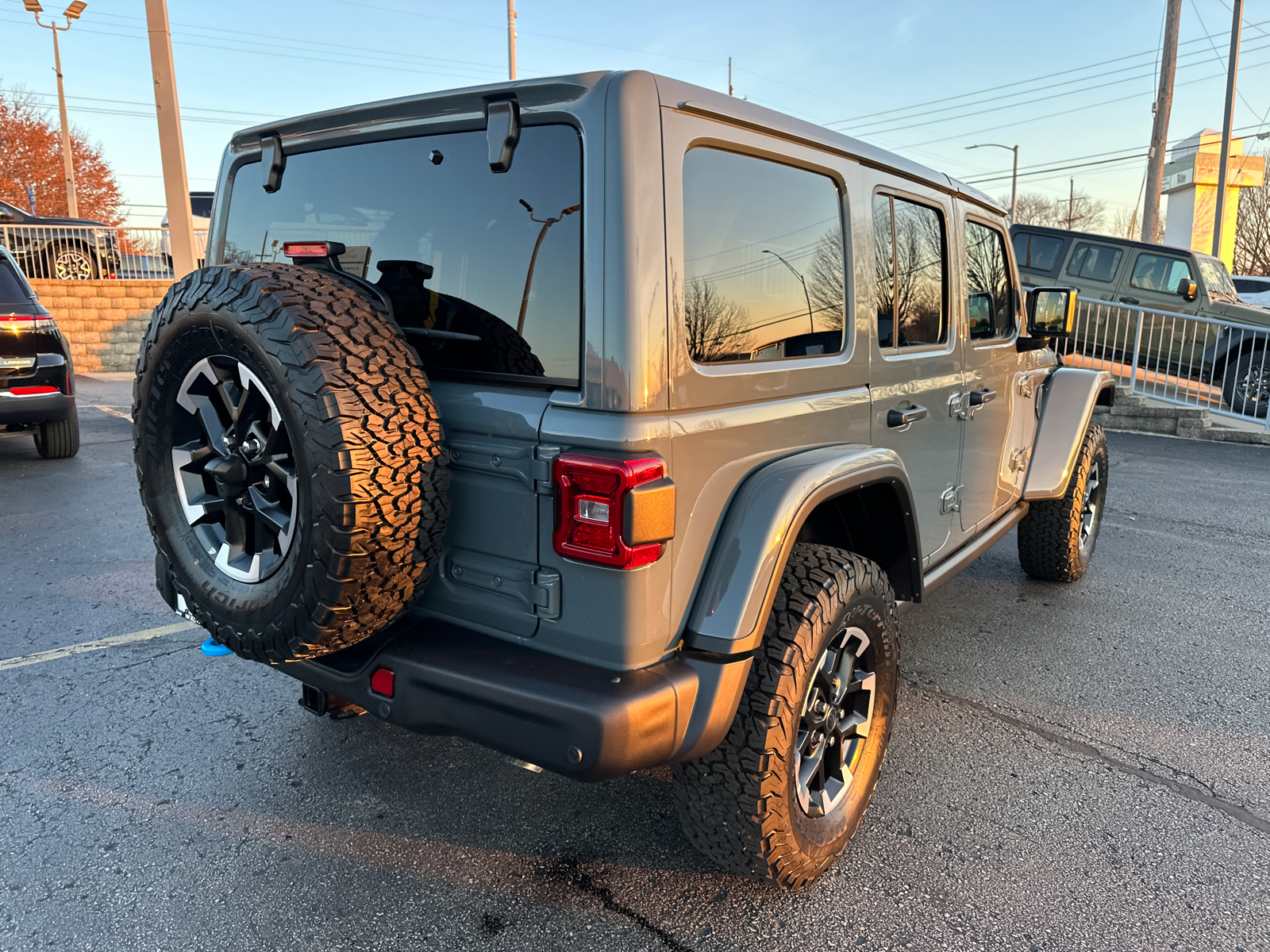 2024 Jeep Wrangler Rubicon X 4xe 6