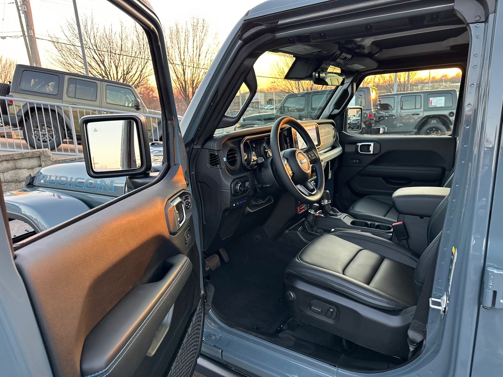 2024 Jeep Wrangler Rubicon X 4xe 36