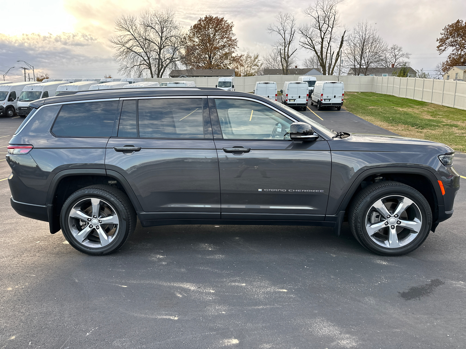 2022 Jeep Grand Cherokee L Limited 5