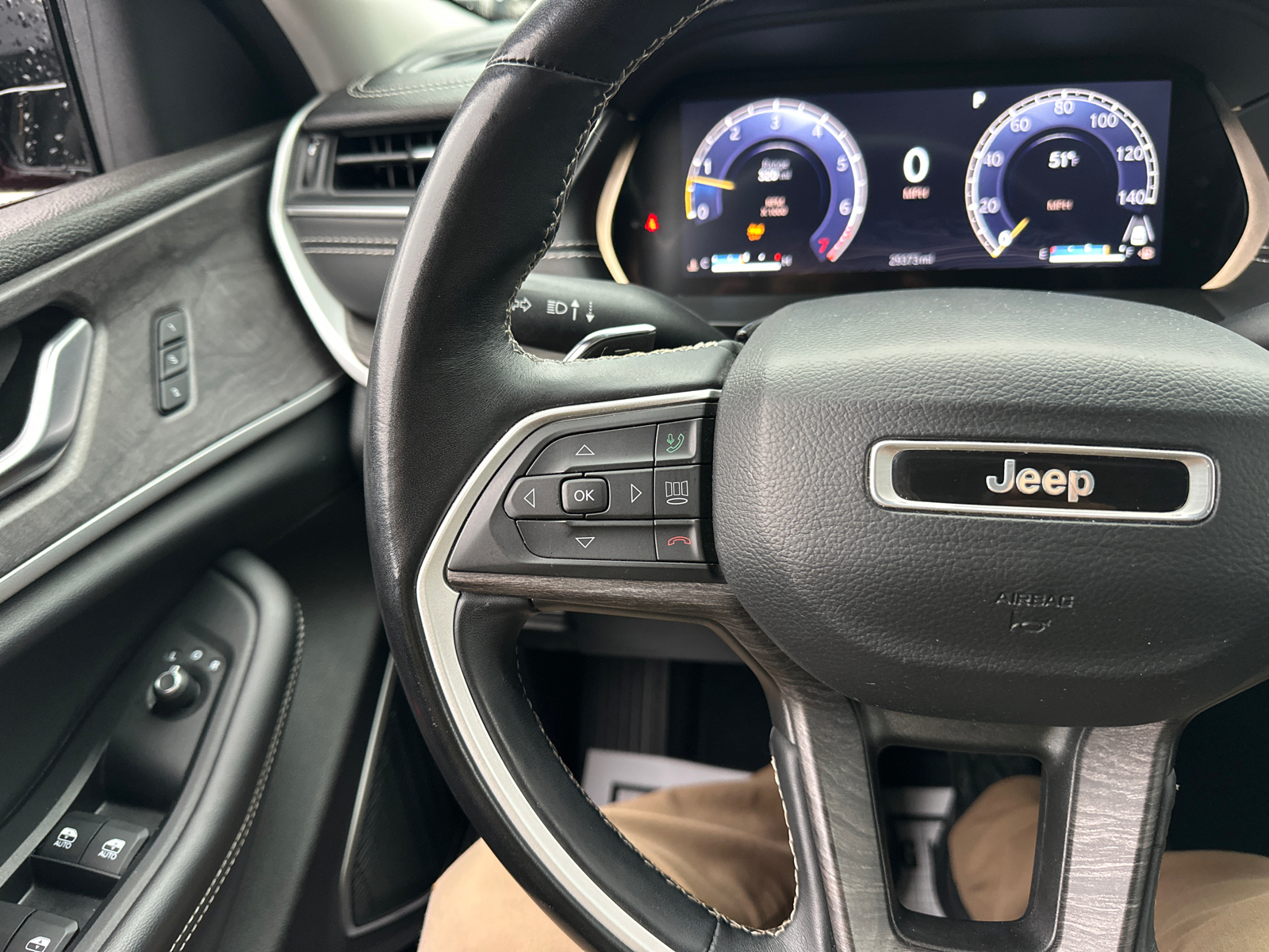 2022 Jeep Grand Cherokee L Limited 40