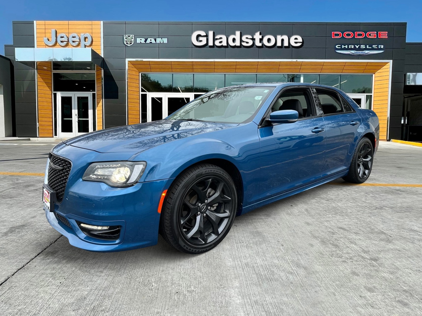 2022 Chrysler 300 Touring 1