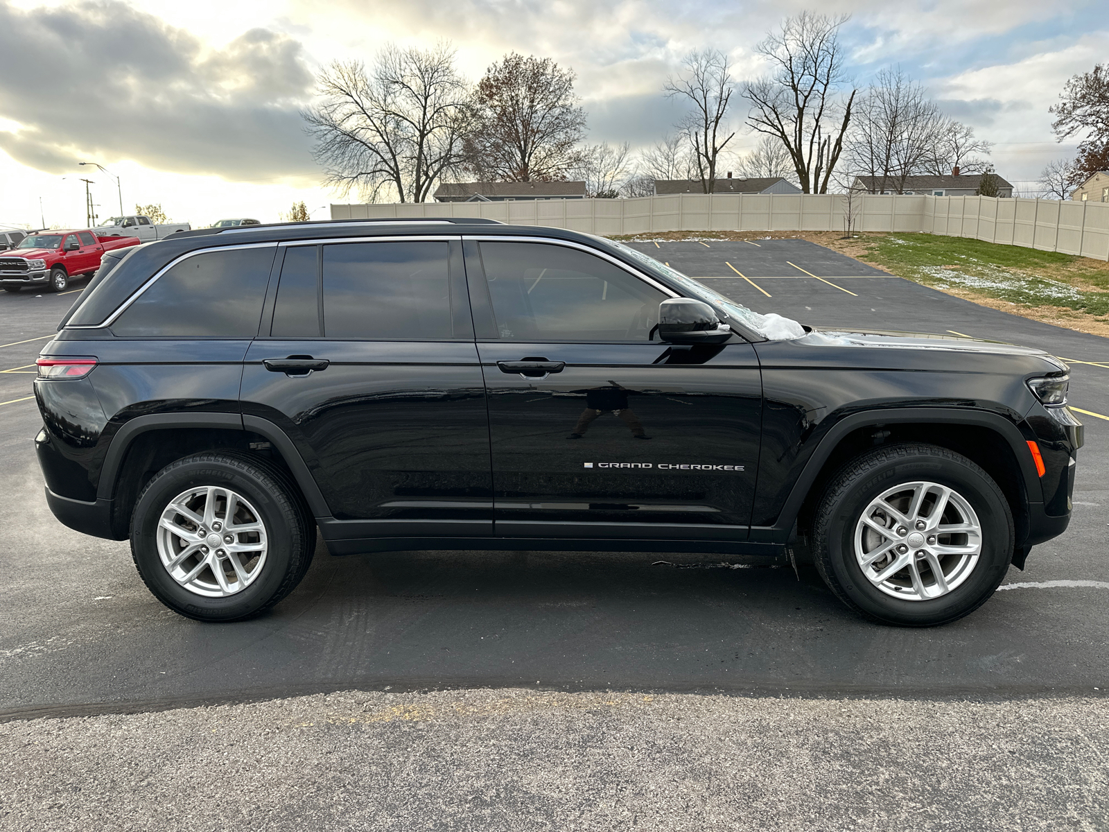 2023 Jeep Grand Cherokee Laredo 5