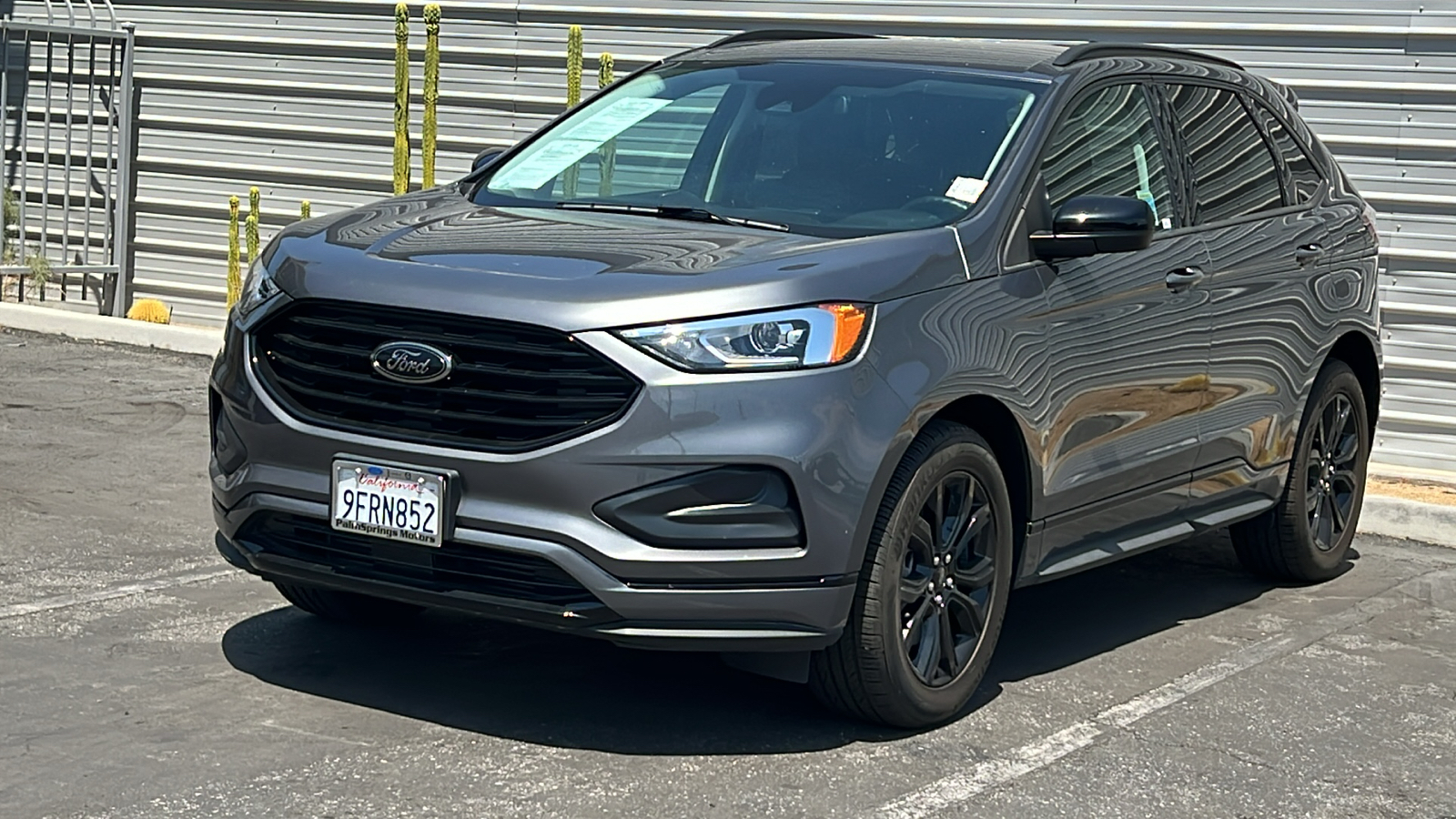 2023 Ford Edge SE 3