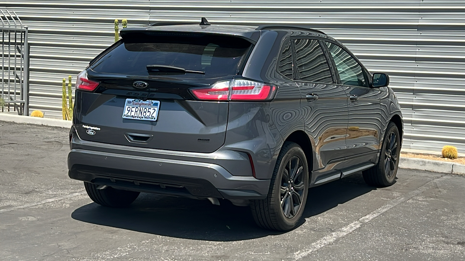 2023 Ford Edge SE 8